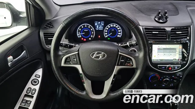 Hyundai Accent 2017 thumb 8