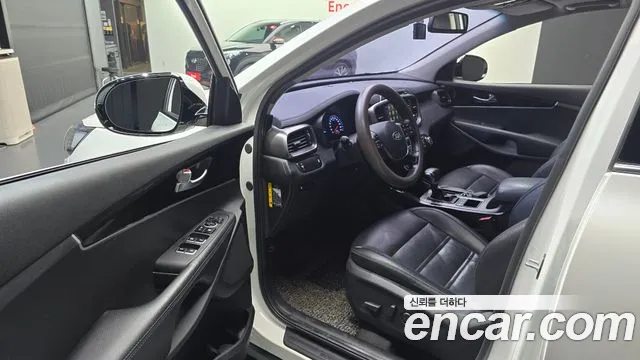Kia Sorento 2017 thumb 3