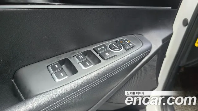 Kia Sorento 2017 thumb 9