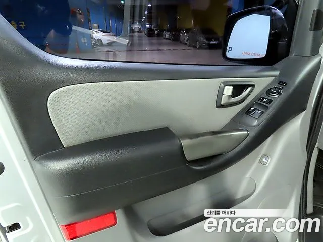 Hyundai Staria 2014 thumb 11