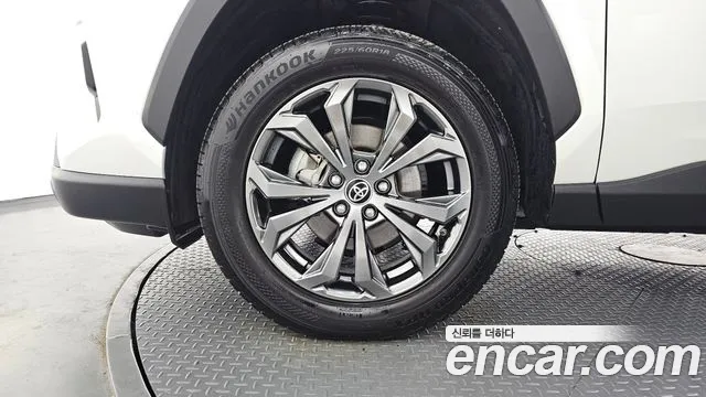 Toyota RAV4 2022 thumb 12
