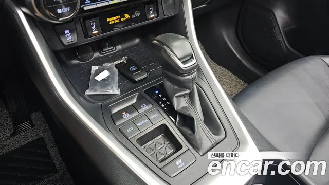 Toyota RAV4 2022 thumb 10