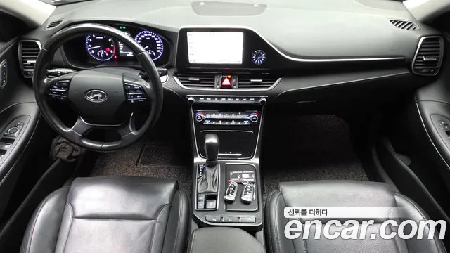 Hyundai Grandeur 2018 thumb 10