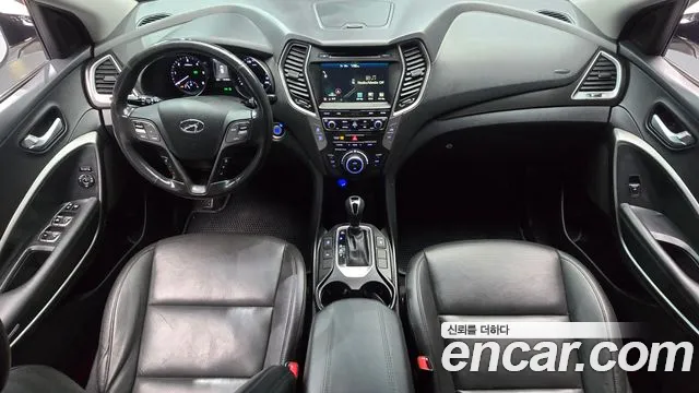 Hyundai Santafe 2016 thumb 10