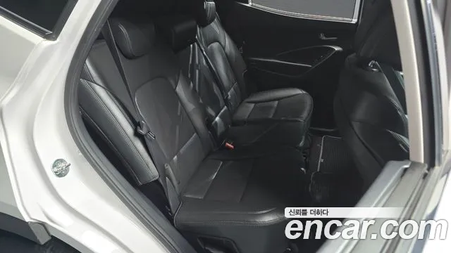 Hyundai Santafe 2016 thumb 7