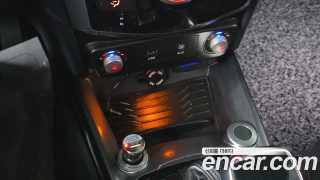 KGM TIBOLI 2018 thumb 12