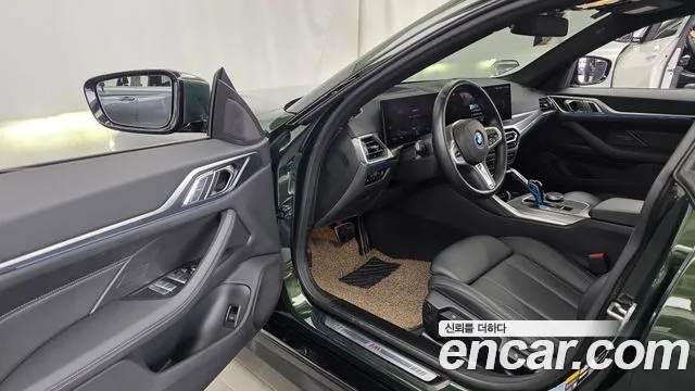 BMW i4 2022 thumb 4