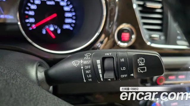 Kia Carnival 2020 thumb 8