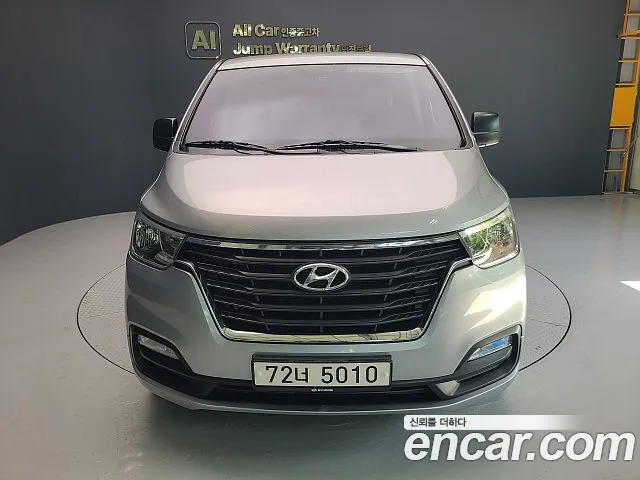 Hyundai Staria 2018 thumb 7