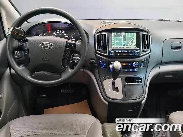 Hyundai Staria 2018 thumb 8