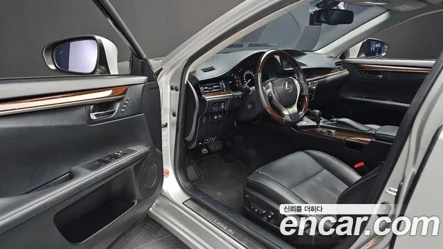 Lexus ES 350 2015 thumb 3