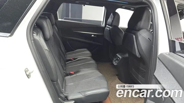 Peugeot 5008 2020 thumb 12
