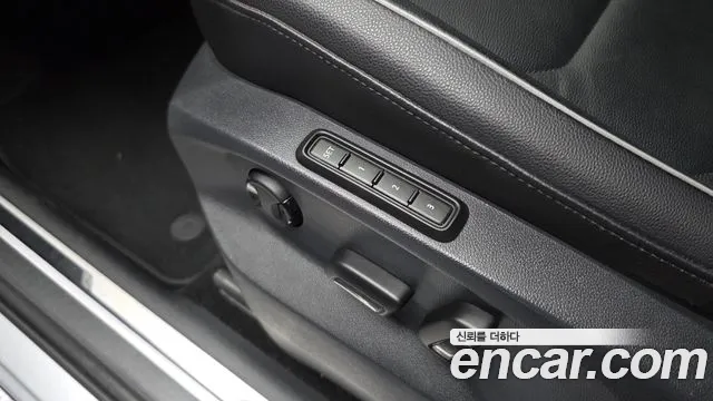 Volkswagen Tiguan 2018 thumb 9