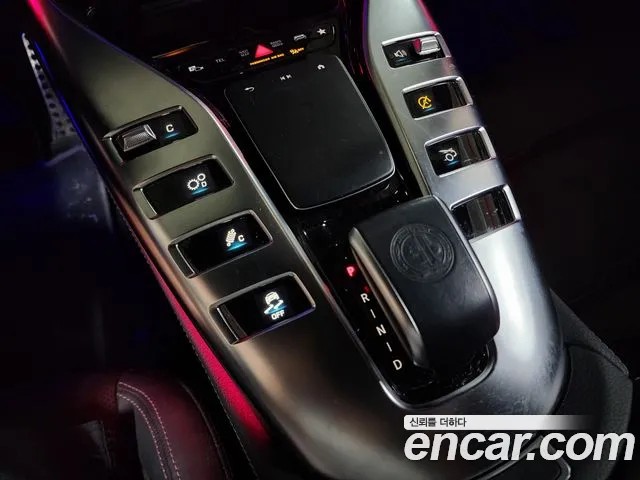 Mercedes-Benz AMG GT 2021 thumb 12