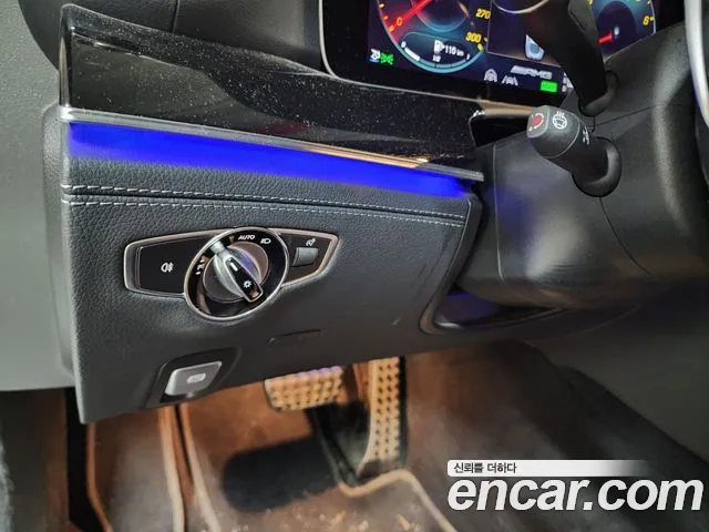 Mercedes-Benz AMG GT 2021 thumb 8