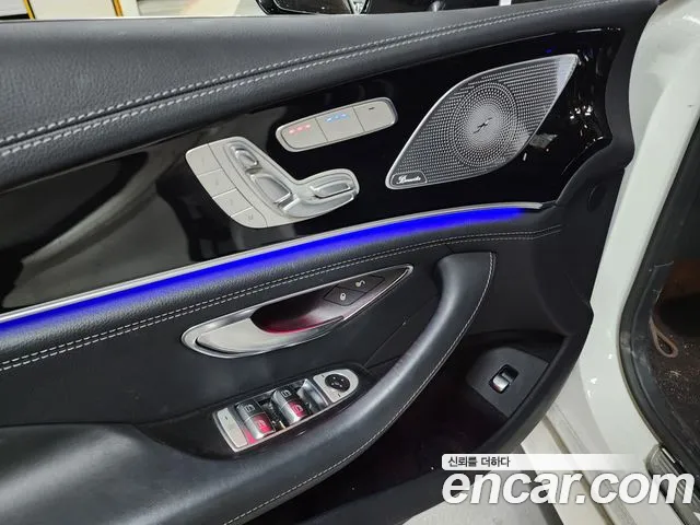 Mercedes-Benz AMG GT 2021 thumb 6