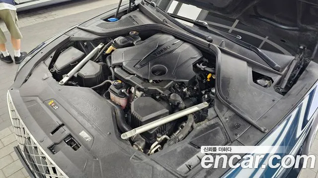 Genesis G80 2021 thumb 9