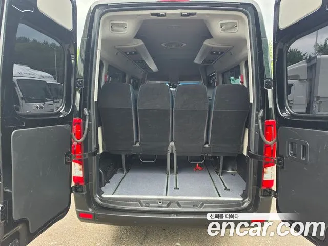 Hyundai Solati 2019 thumb 6