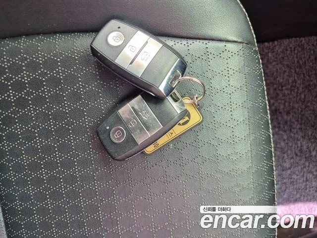 Kia Morning 2015 thumb 10