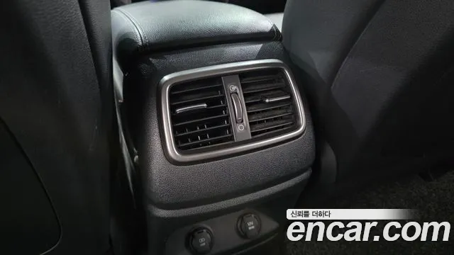 Kia Sorento 2015 thumb 9