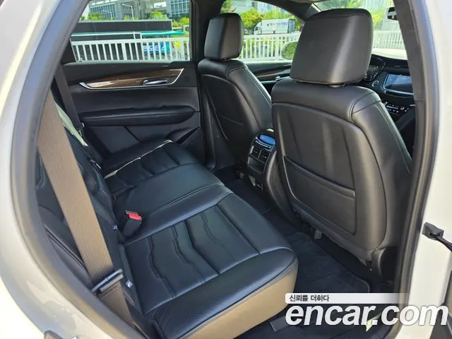 Cadillac XT5 2019 thumb 4