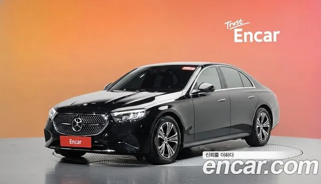 Mercedes-Benz E-Class 2024 thumb 12
