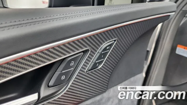Audi SQ7 2025 thumb 3