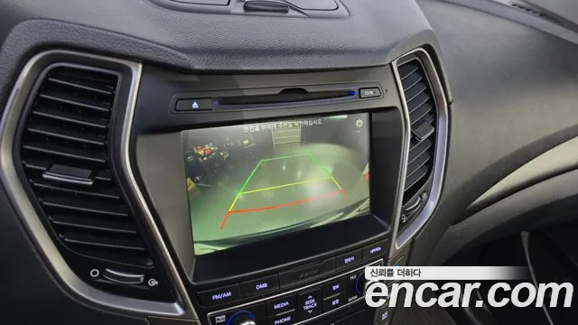 Hyundai Santafe 2016 thumb 10