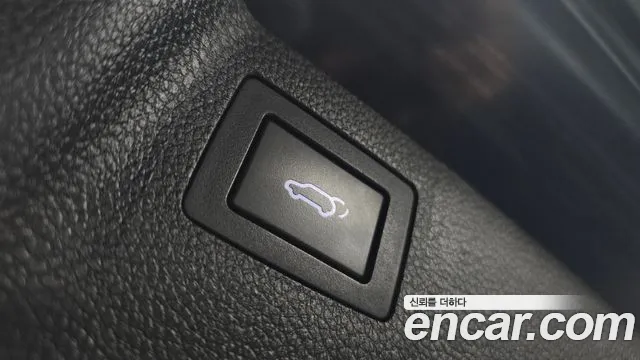 Hyundai Santafe 2016 thumb 3