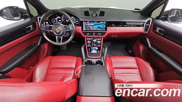 Porsche Cayenne 2019 thumb 12