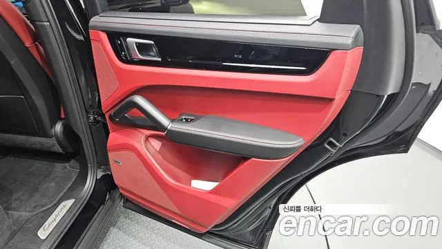 Porsche Cayenne 2019 thumb 7