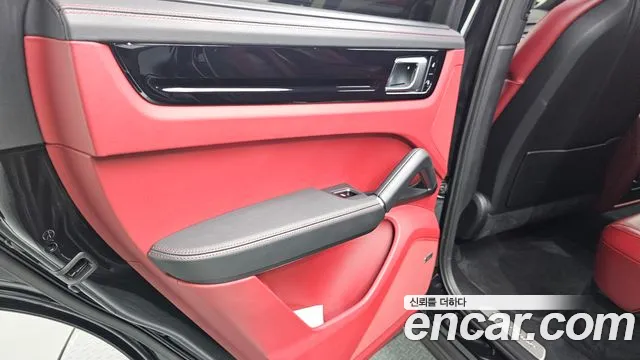 Porsche Cayenne 2019 thumb 6