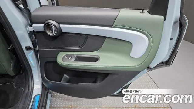 Mini Cooper Countryman 2022 thumb 11