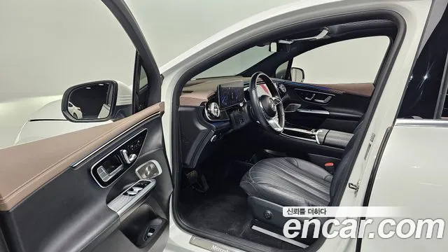 Mercedes-Benz EQE 2023 thumb 2
