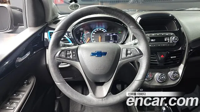 Chevrolet Spark 2018 thumb 3