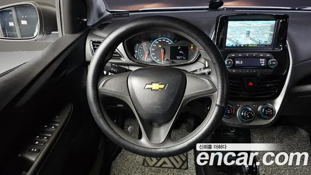 Chevrolet Spark 2016 thumb 12