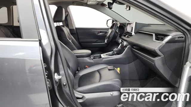 Toyota RAV4 2019 thumb 4