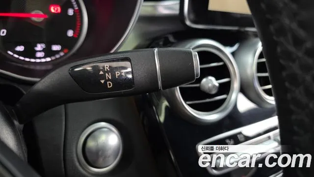 Mercedes-Benz GLC 2017 thumb 10