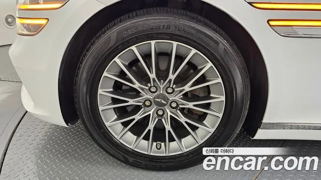 Genesis G80 2020 thumb 8