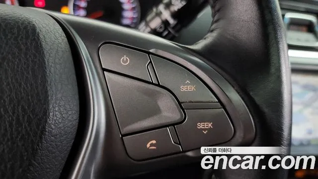 KGM Korando 2016 thumb 8