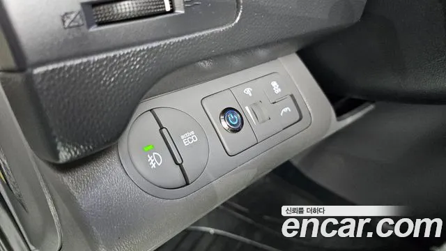 Hyundai Staria 2016 thumb 4