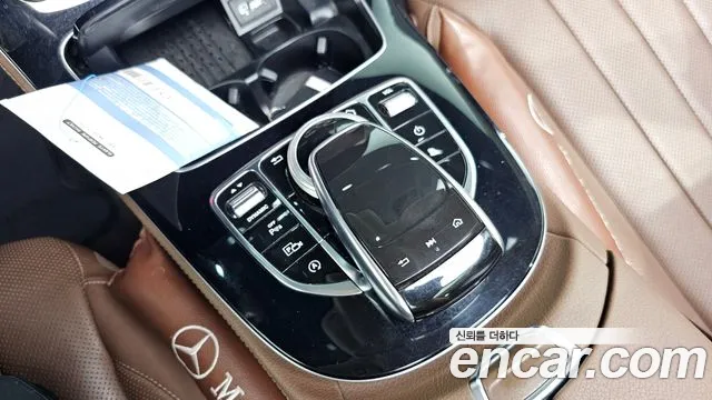 Mercedes-Benz E-Class 2019 thumb 6