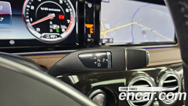 Mercedes-Benz S-Class 2016 thumb 10