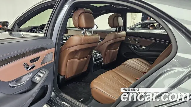 Mercedes-Benz S-Class 2016 thumb 6