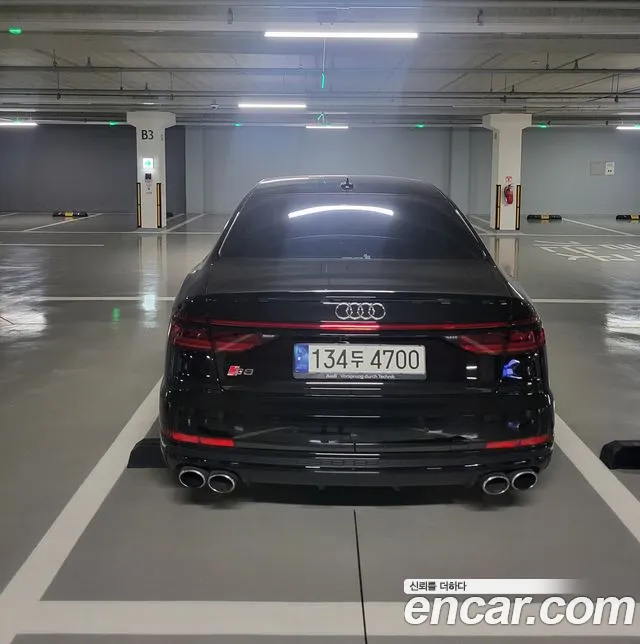 Audi S8 2021 thumb 8