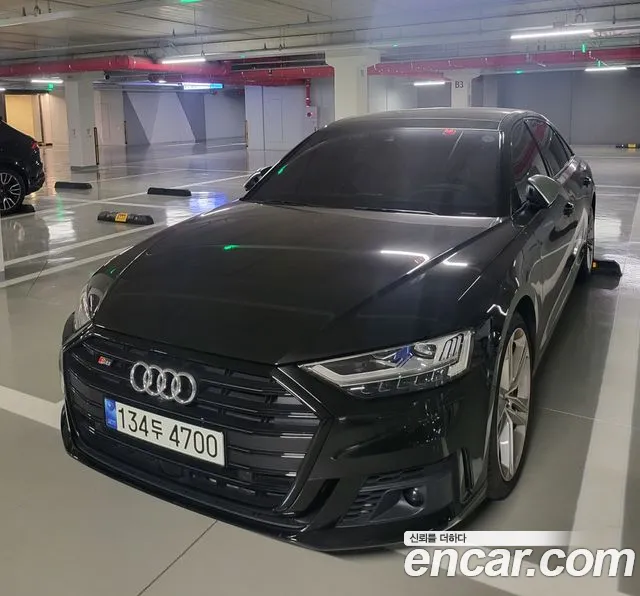 Audi S8 2021 thumb 10