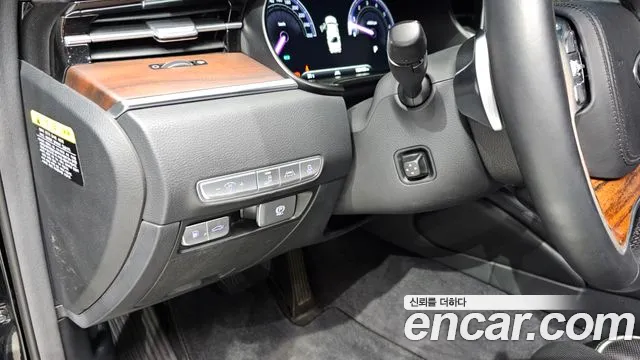 Kia K9 2019 thumb 4