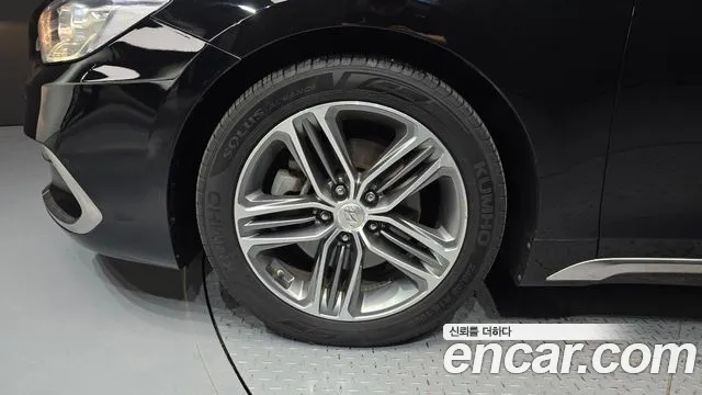 Hyundai Grandeur 2017 thumb 10