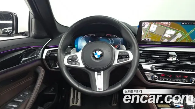 BMW 5 серии 2023 thumb 2