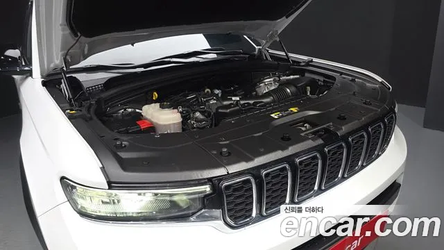 Jeep Grand Cherokee 2023 thumb 5